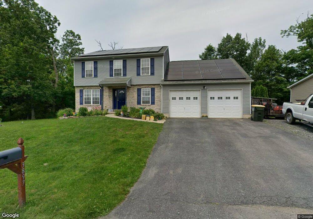 3897 E Grant St, Slatington, PA 18080 - photo 1