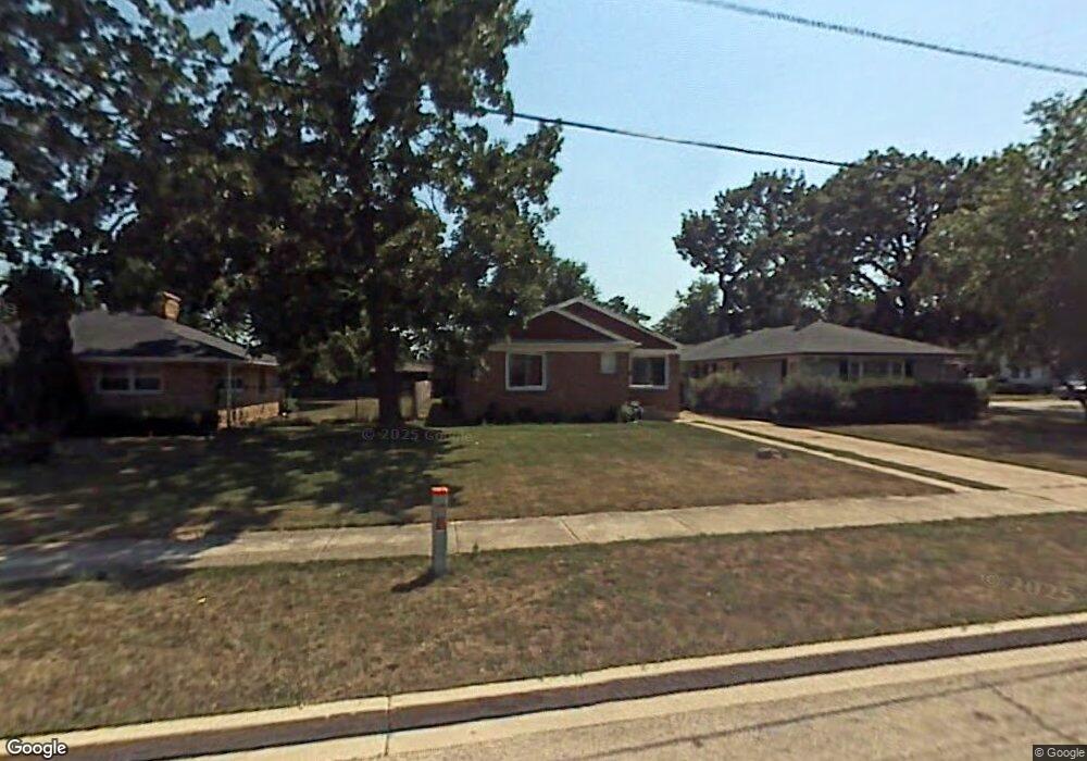 2117 W Cornelia Ave, Waukegan, IL 60085 - photo 1