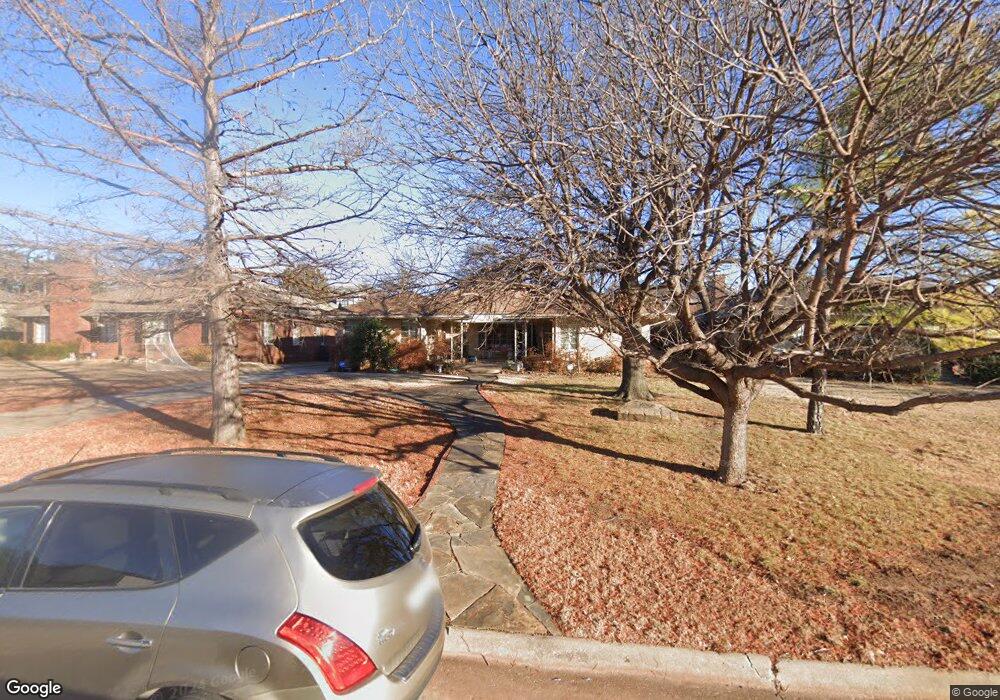 1205 Tedford Way, Nichols Hills, OK 73116 - photo 1