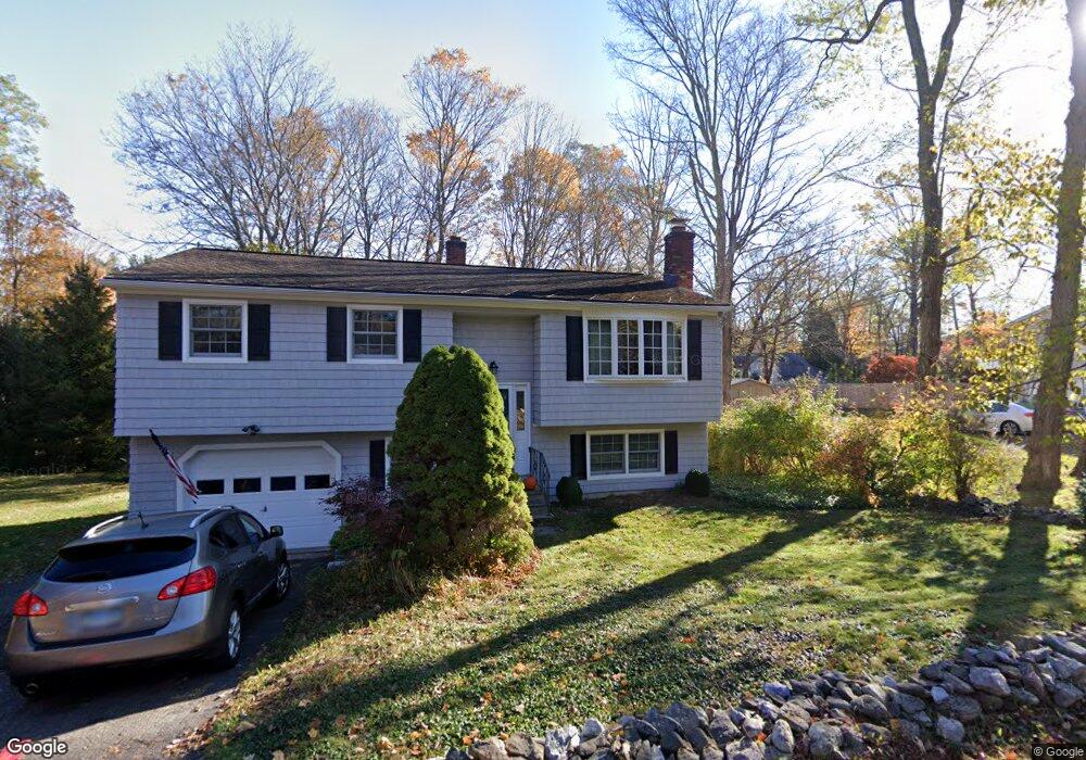 22 Crest Rd, Ridgefield, CT 06877 - photo 1