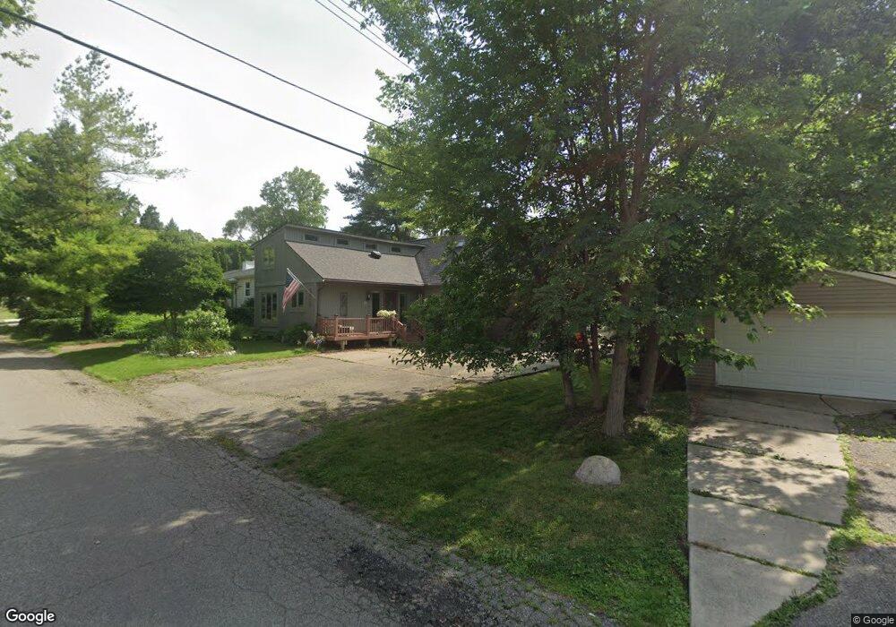 3813 Fieldview Ave, West Bloomfield, MI 48324 - photo 1