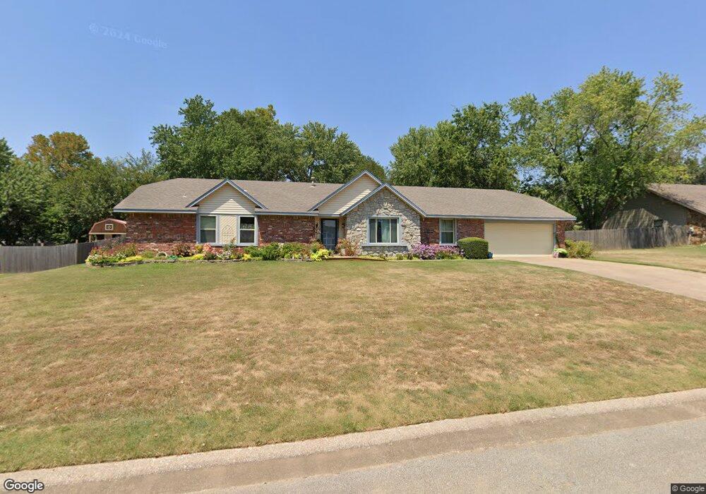 25901 Lariat Cir, Broken Arrow, OK 74014 - photo 1