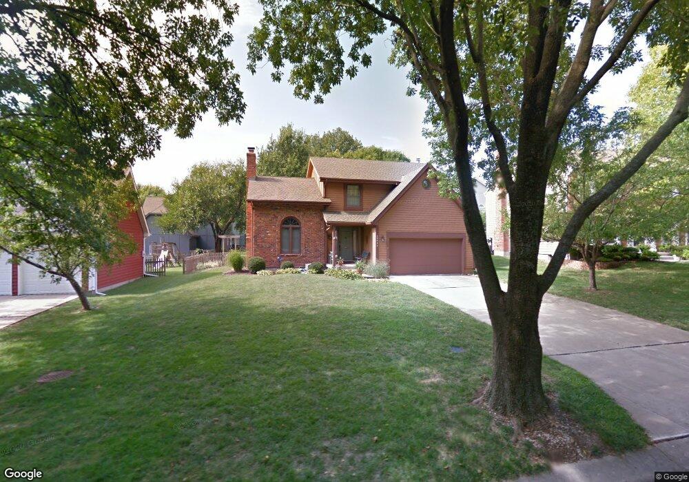 15431 W 93rd St, Lenexa, KS 66219 - photo 1