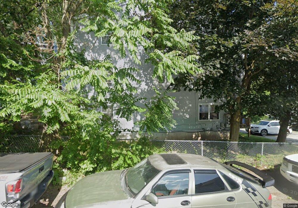 28 Ware St unit 5, Lowell, MA 01851 - photo 1