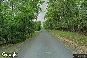 16 Summit Ave, Pocono Manor, PA 18349