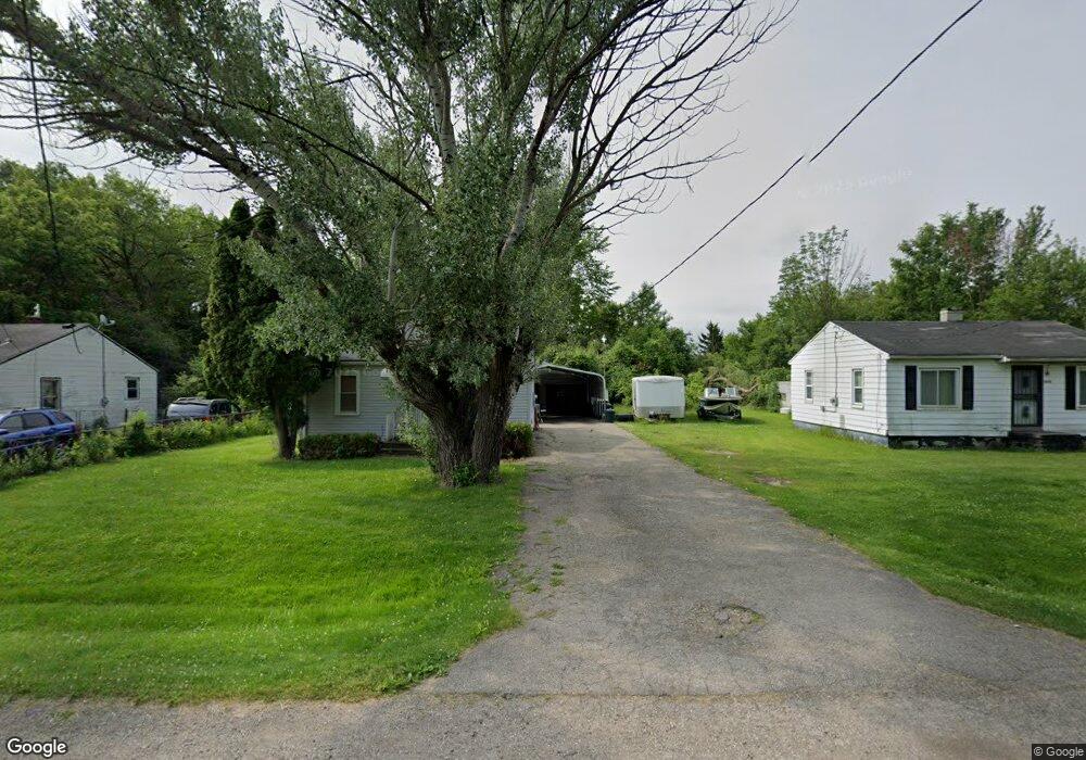 1282 E Cornell Ave, Flint, MI 48505 - photo 1