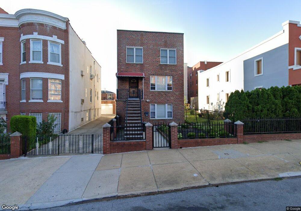 25-15 41st St, Long Island City, NY 11103 - photo 1