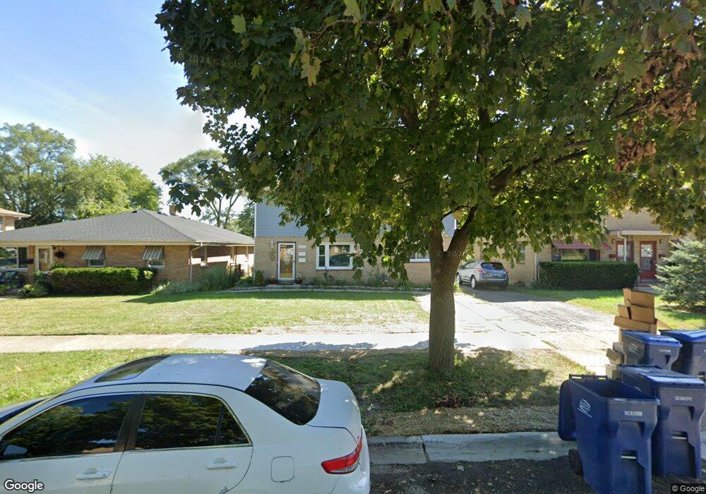 1023 Flossmoor Ave, Waukegan, IL 60085 - photo 1