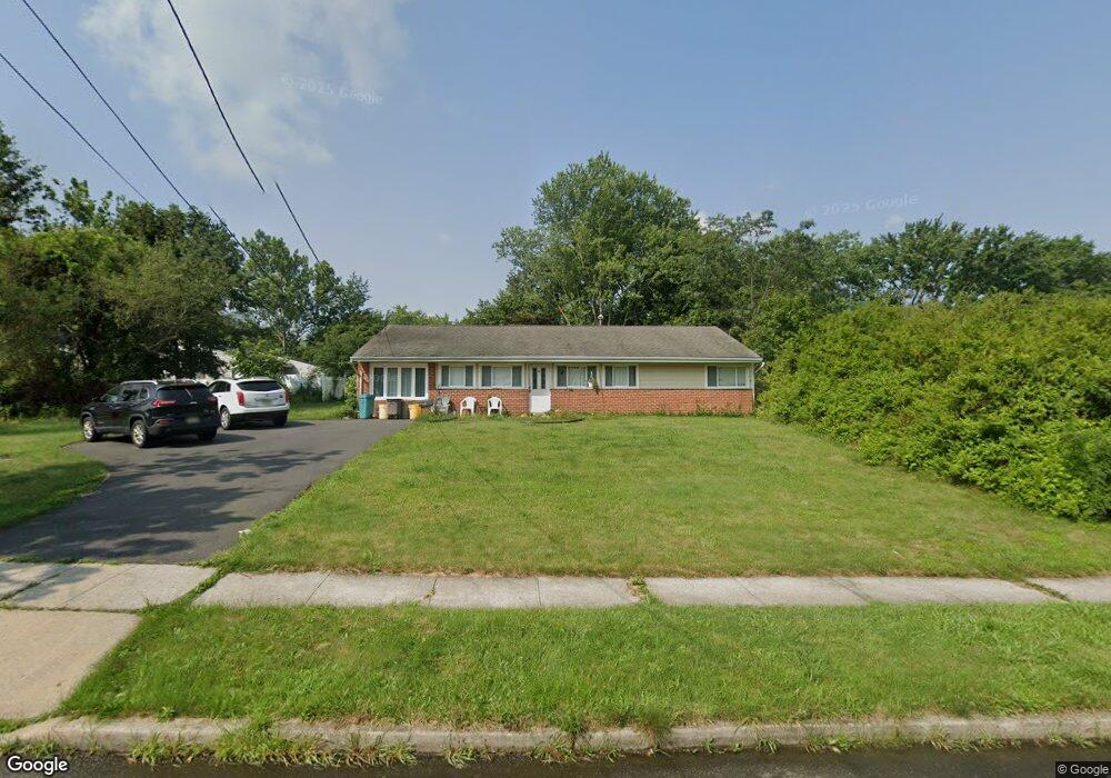 27 Winant Rd, Kendall Park, NJ 08824 - photo 1