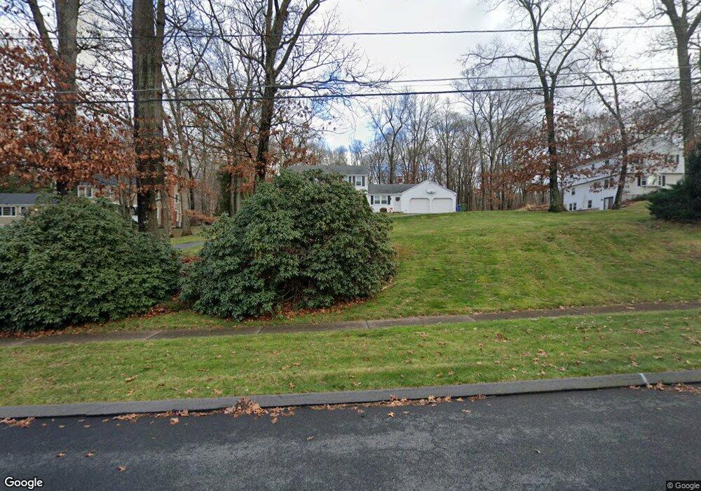 455 Cedar Ridge Dr, Glastonbury, CT 06033 - photo 1