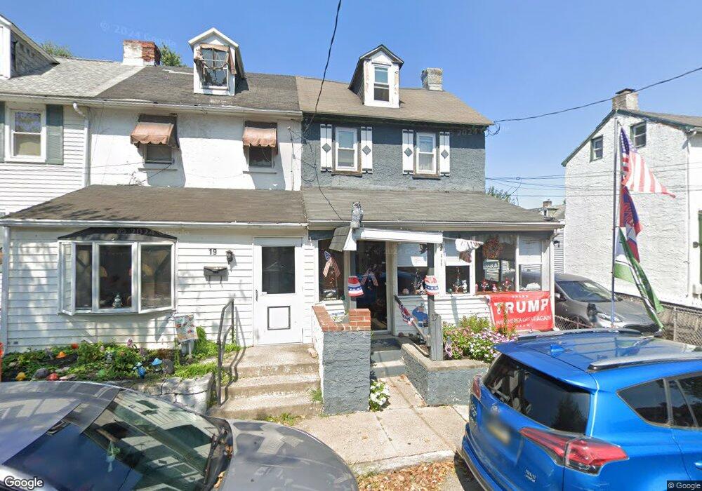 17 2nd St, Brookhaven, PA 19015 - photo 1