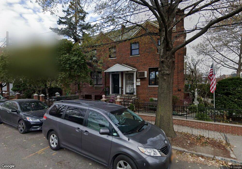 21-27 24th Dr unit 23, Long Island City, NY 11102 - photo 1