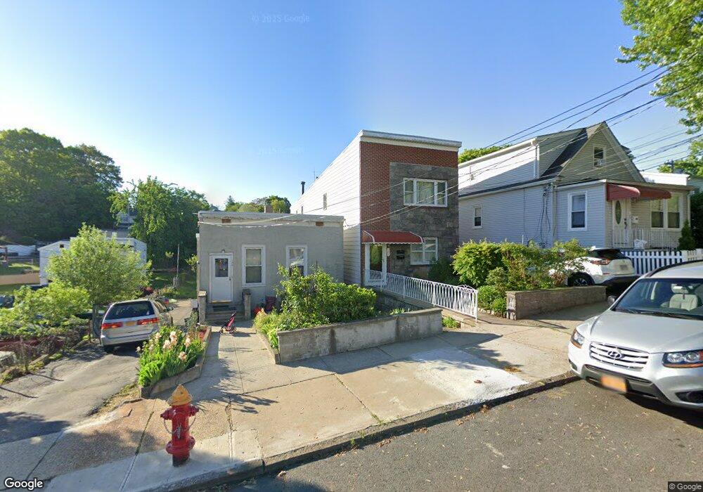 104 Gavin St, Yonkers, NY 10701 - photo 1