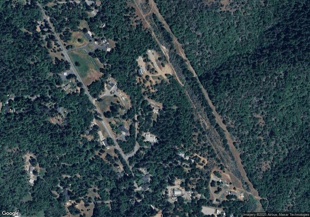 10 Carson Dr, Grants Pass, OR 97526 - photo 1