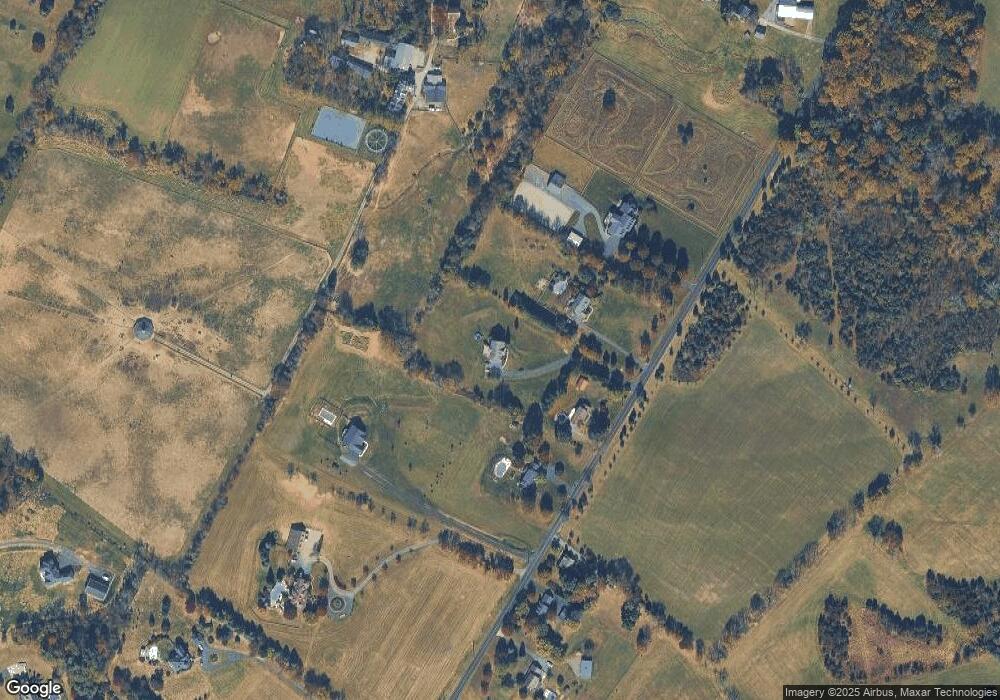 319 Brownbacks Church Rd, Spring City, PA 19475 - photo 1