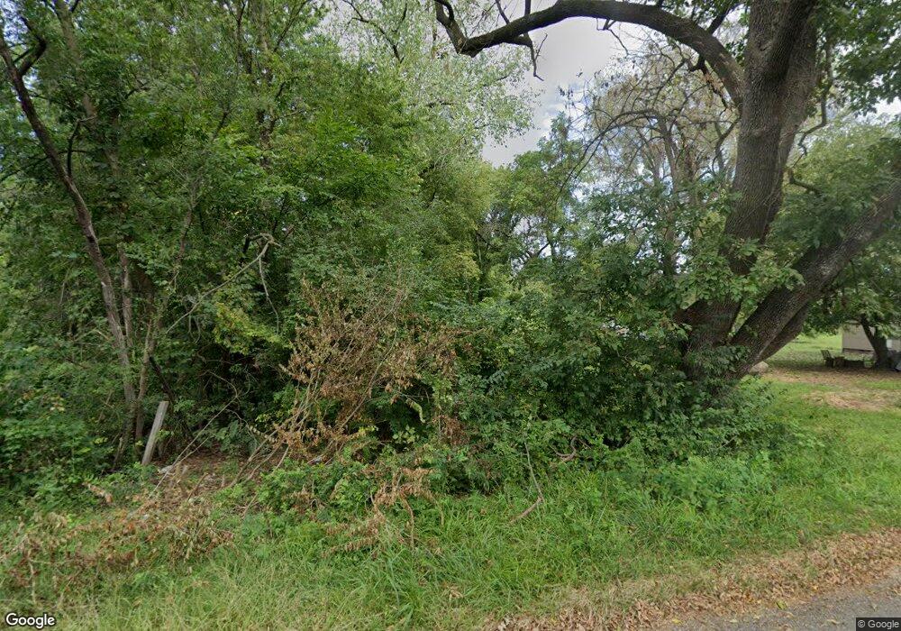 8507 Fairway Blvd, Collinsville, IL 62234 - photo 1