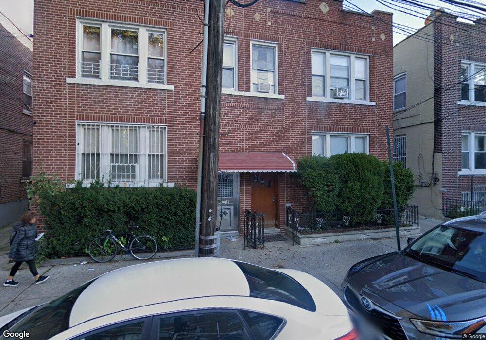 9521 42nd Ave, Elmhurst, NY 11373 - photo 1