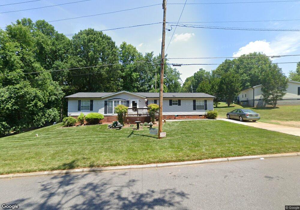 509 Charles St, Statesville, NC 28677 - photo 1