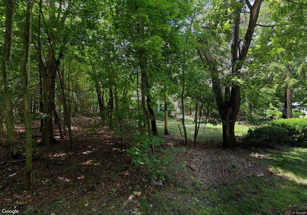 172 Middle Island Rd, Medford, NY 11763 - photo 1