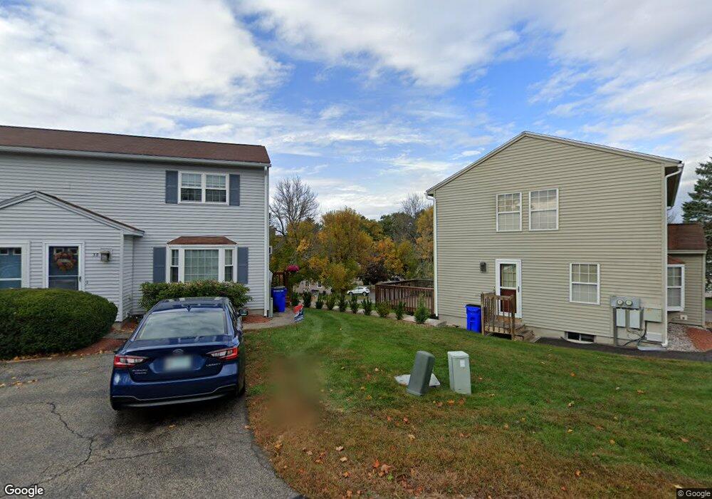 9 Shire Ct unit 9, Goffstown, NH 03045 - photo 1