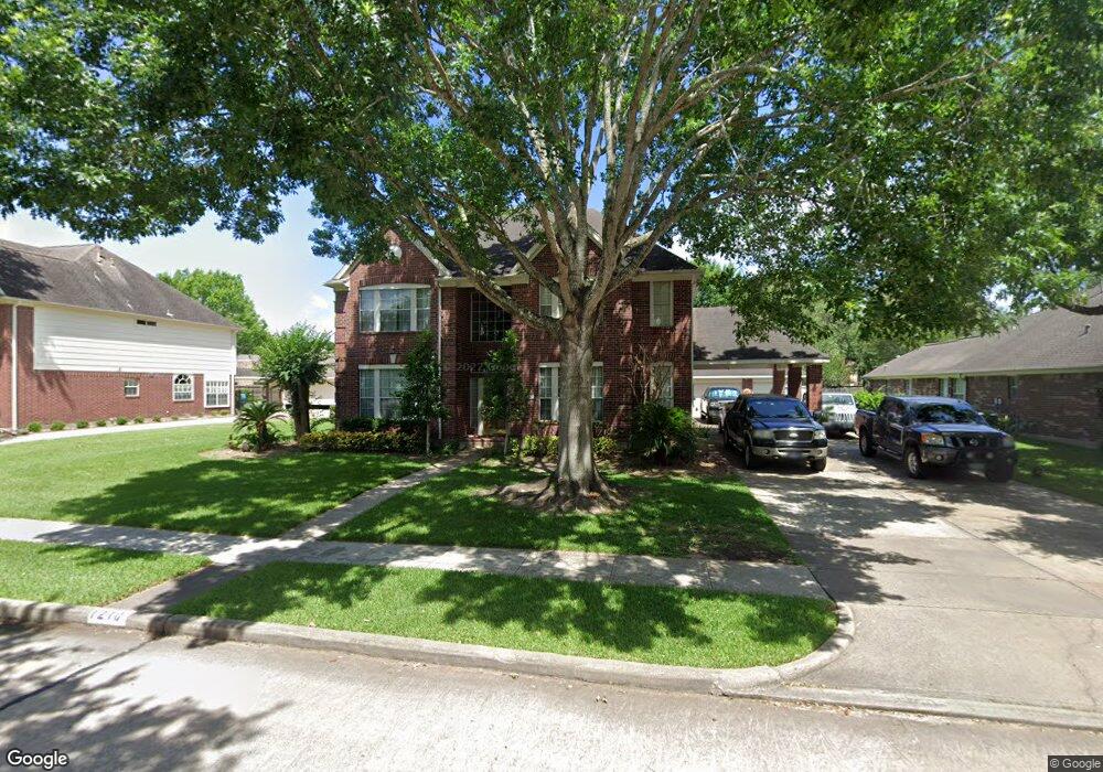 1210 Red Wing Dr, Friendswood, TX 77546 - photo 1