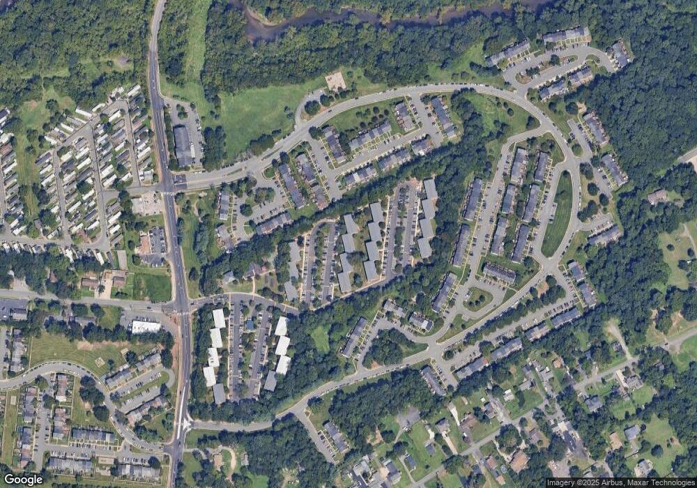 7495 Prince Charles Ct unit 6, Manassas, VA 20111 - photo 1