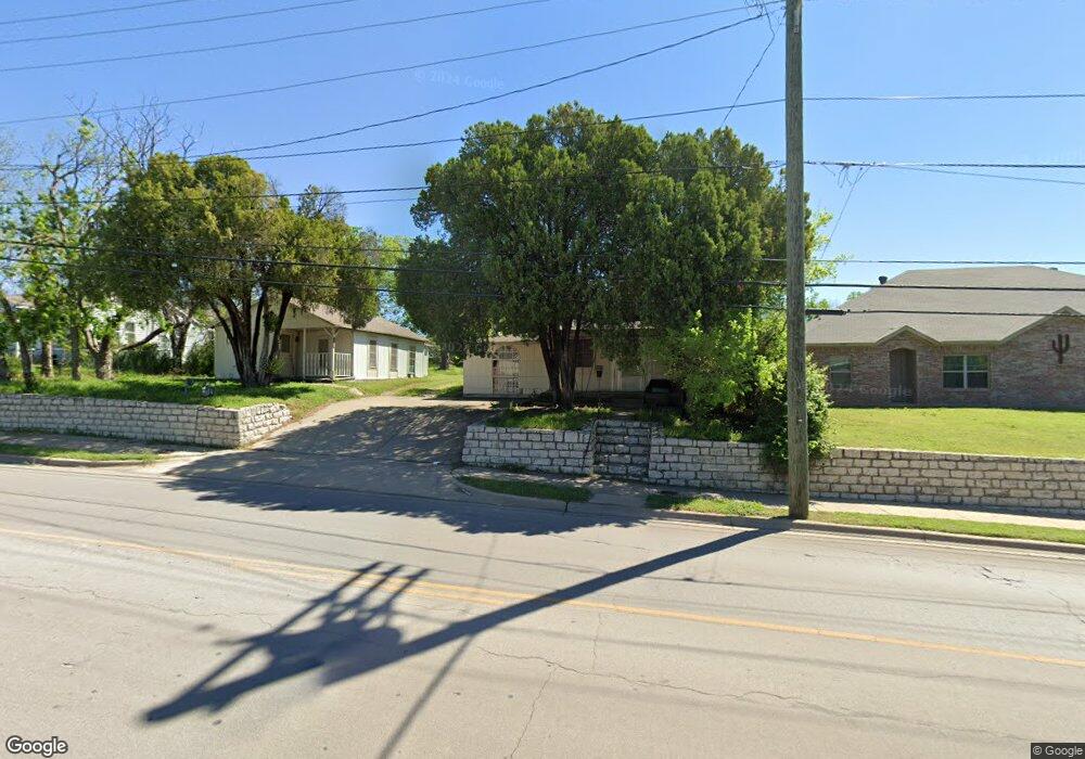 214 N Denton St, Weatherford, TX 76086 - photo 1