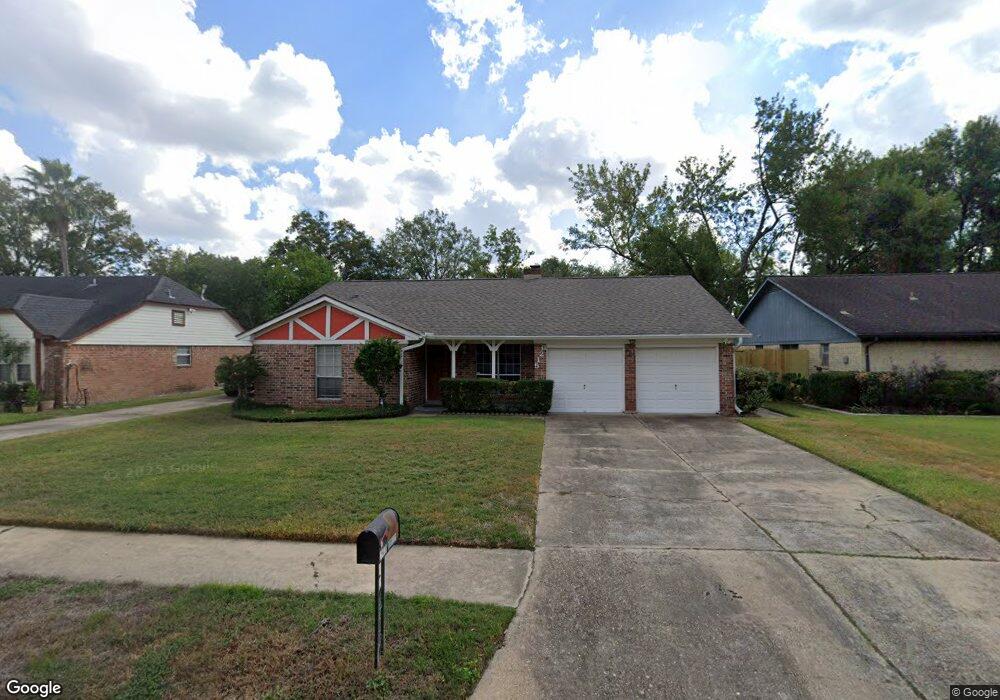 6215 Elkwood Forest Dr, Houston, TX 77088 - photo 1