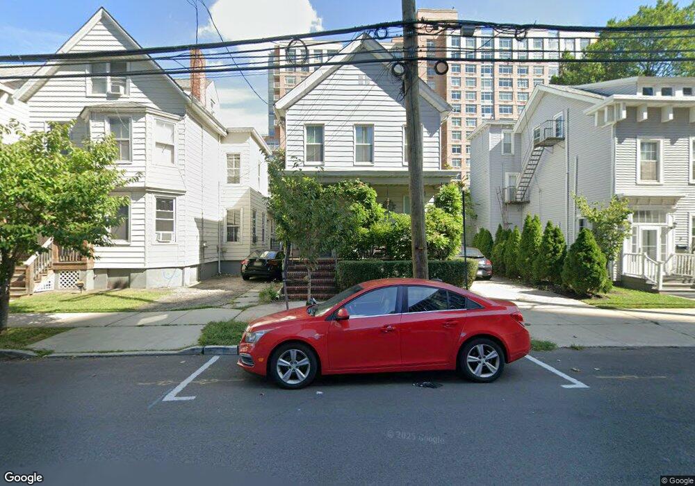 13 Hardenberg St, New Brunswick, NJ 08901 - photo 1