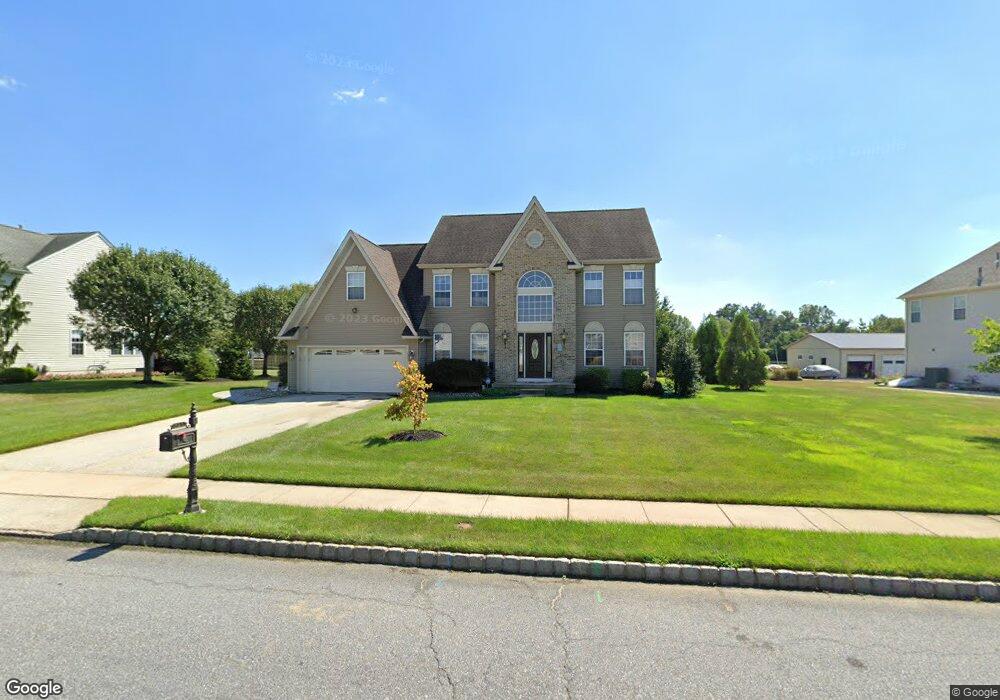 527 Riggs Ave, Berlin, NJ 08009 - photo 1