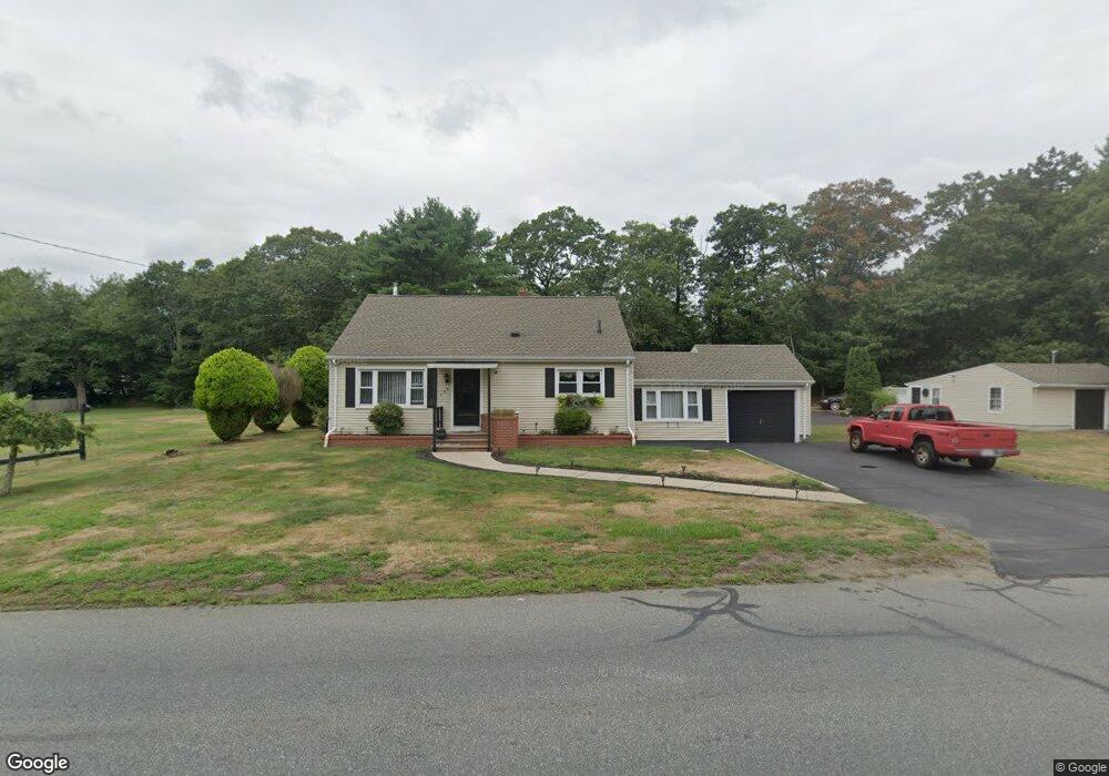 789 Russells Mills Rd, South Dartmouth, MA 02748 - photo 1
