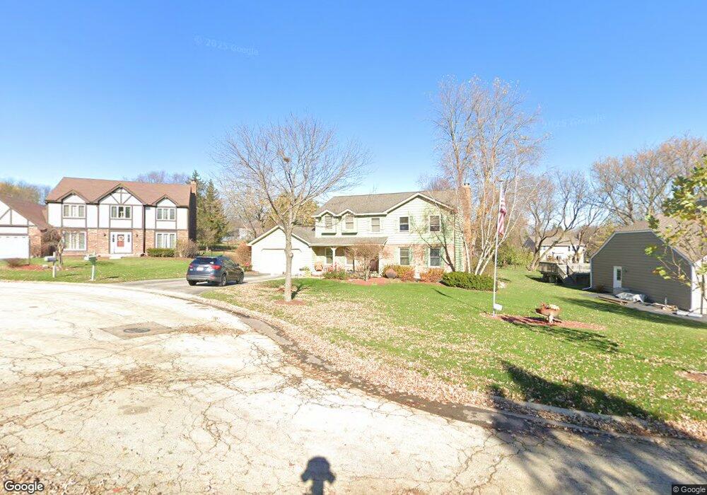 1410 Brandywine Cir, Algonquin, IL 60102 - photo 1