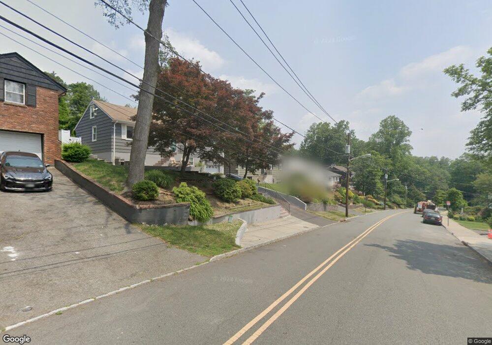 163 Walker Rd, West Orange, NJ 07052 - photo 1