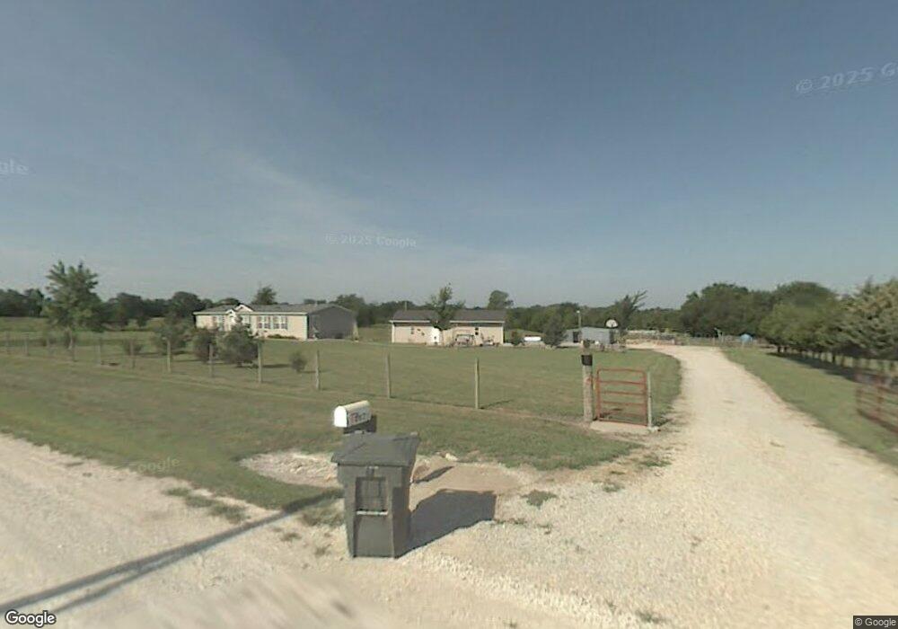 10621 SW Jordan Rd, Wakarusa, KS 66546 - photo 1