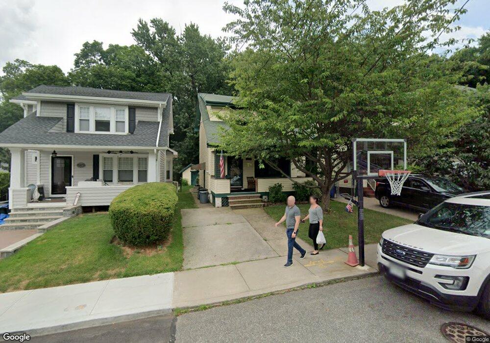 169 Raymond Place, Staten Island, NY 10310 - photo 1