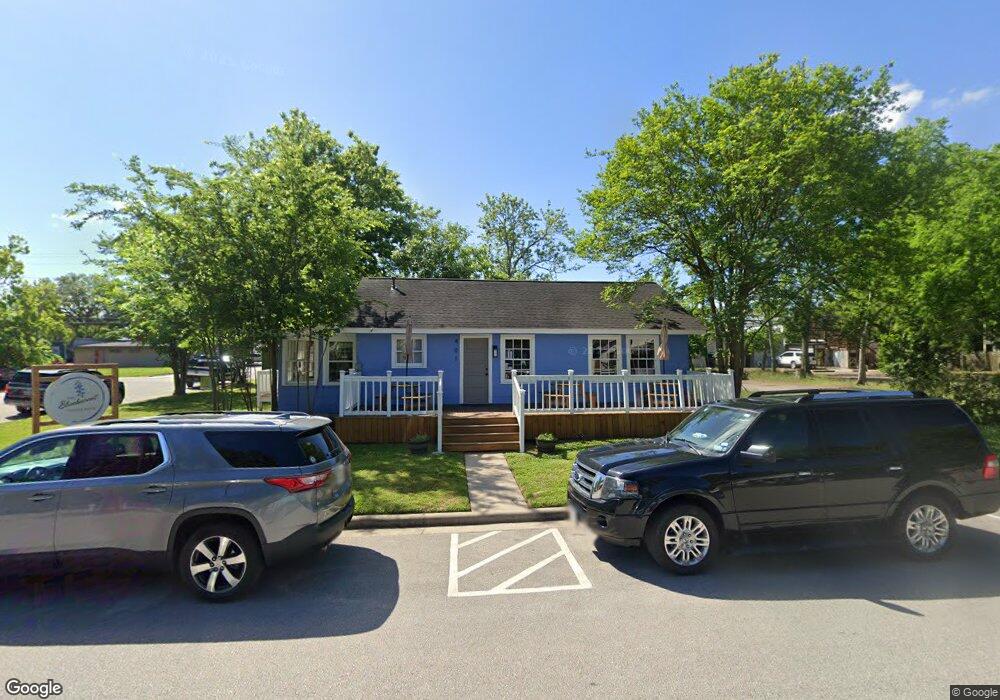 401 Commerce St, Tomball, TX 77375 - photo 1