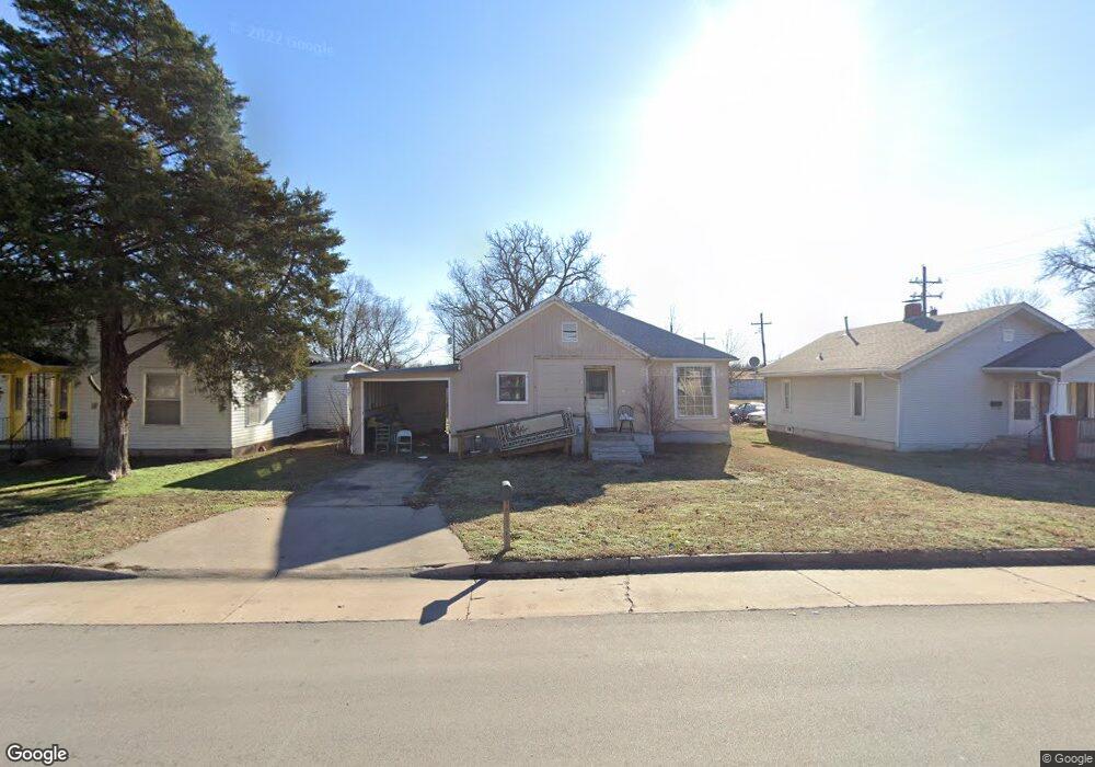 2026 Appleton Ave, Parsons, KS 67357 - photo 1