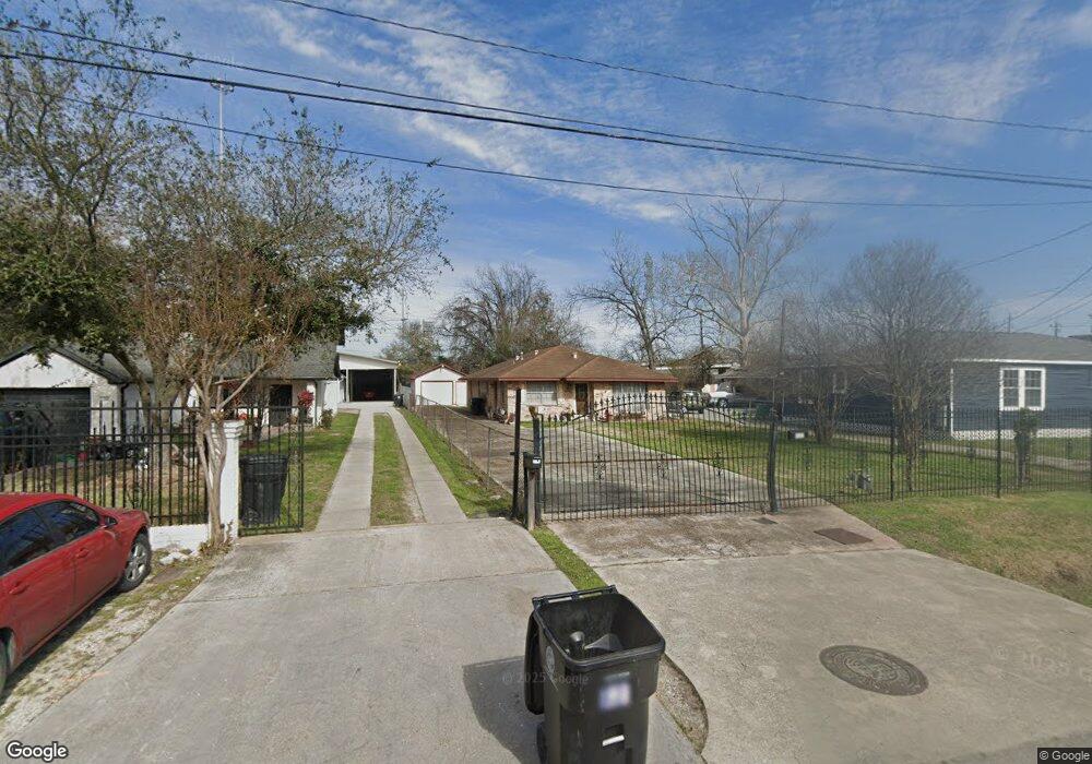 6312 Frisco St, Houston, TX 77022 - photo 1