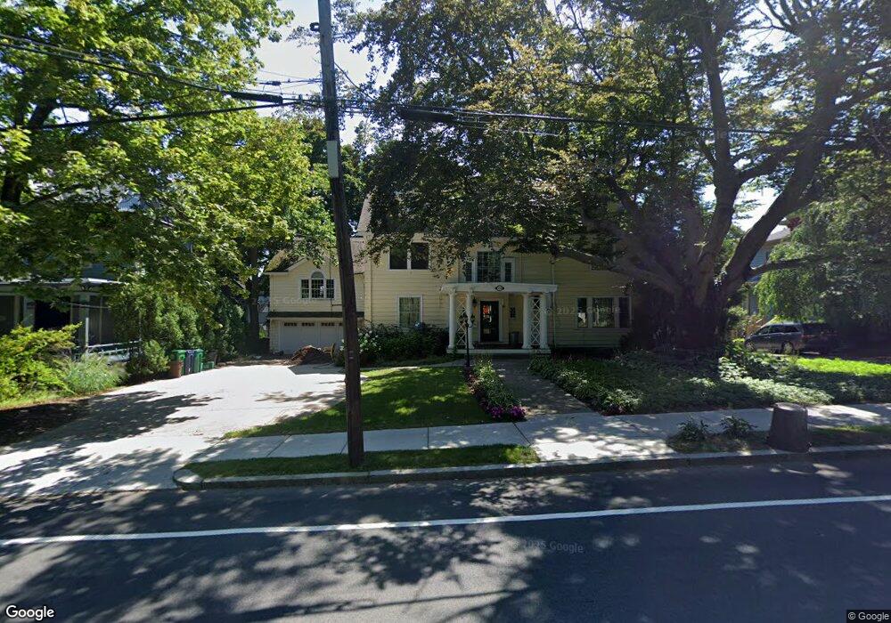 934 Beacon St, Newton Center, MA 02459 - photo 1