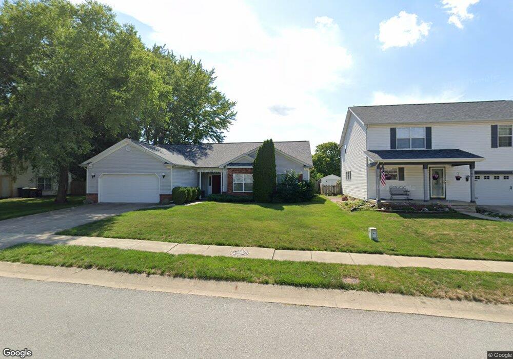 2302 Wake Robin Dr, West Lafayette, IN 47906 - photo 1