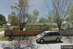 207 W Ohio St, Plains, KS 67869