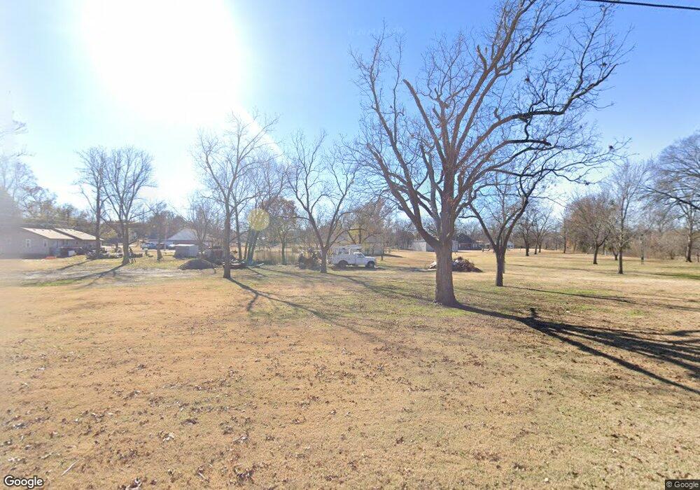 1204 W Seneca St, Okmulgee, OK 74447 - photo 1
