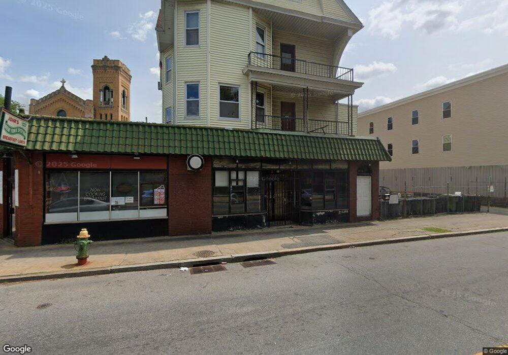 328 Cranston St, Providence, RI 02907 - photo 1