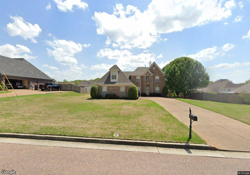 215 Brookwood Cir, Oakland, TN 38060 - photo 1