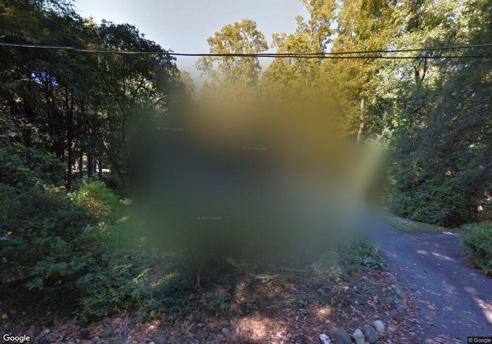 201 Cleveland Dr, Croton On Hudson, NY 10520 - photo 1