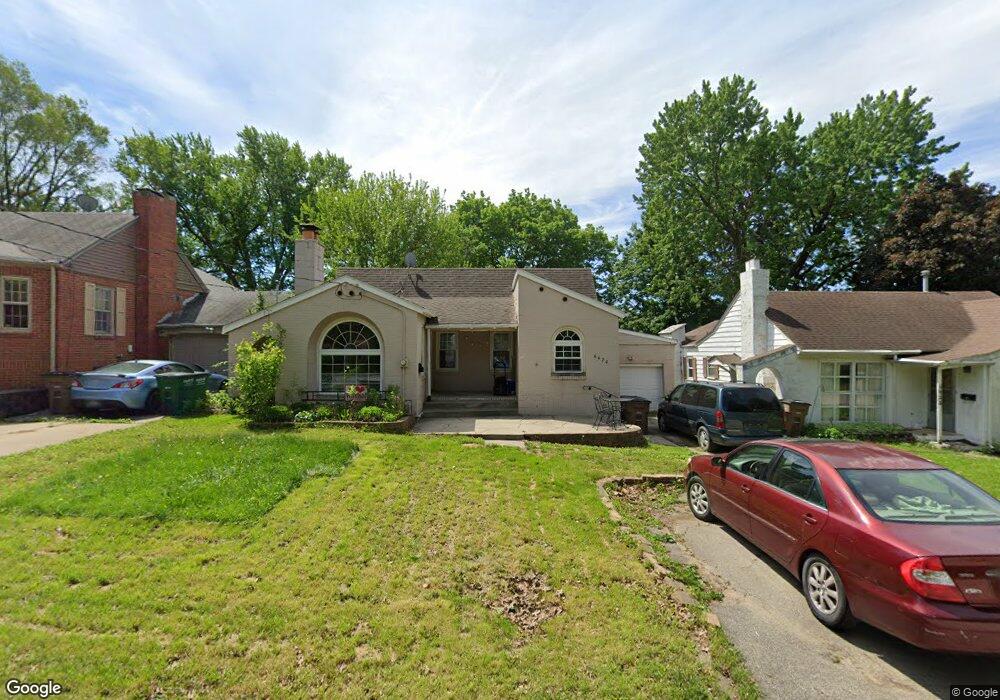 6420 Forest Ct, Windsor Heights, IA 50324 - photo 1