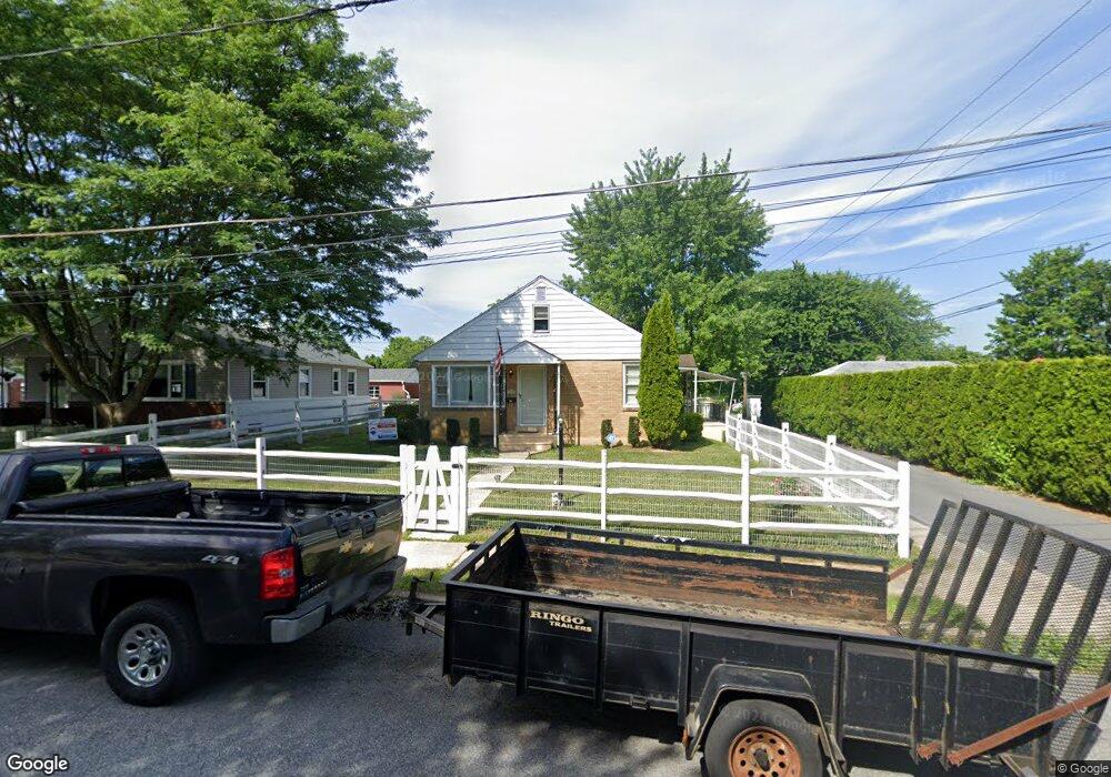 214 S 25th St unit 218, Allentown, PA 18104 - photo 1