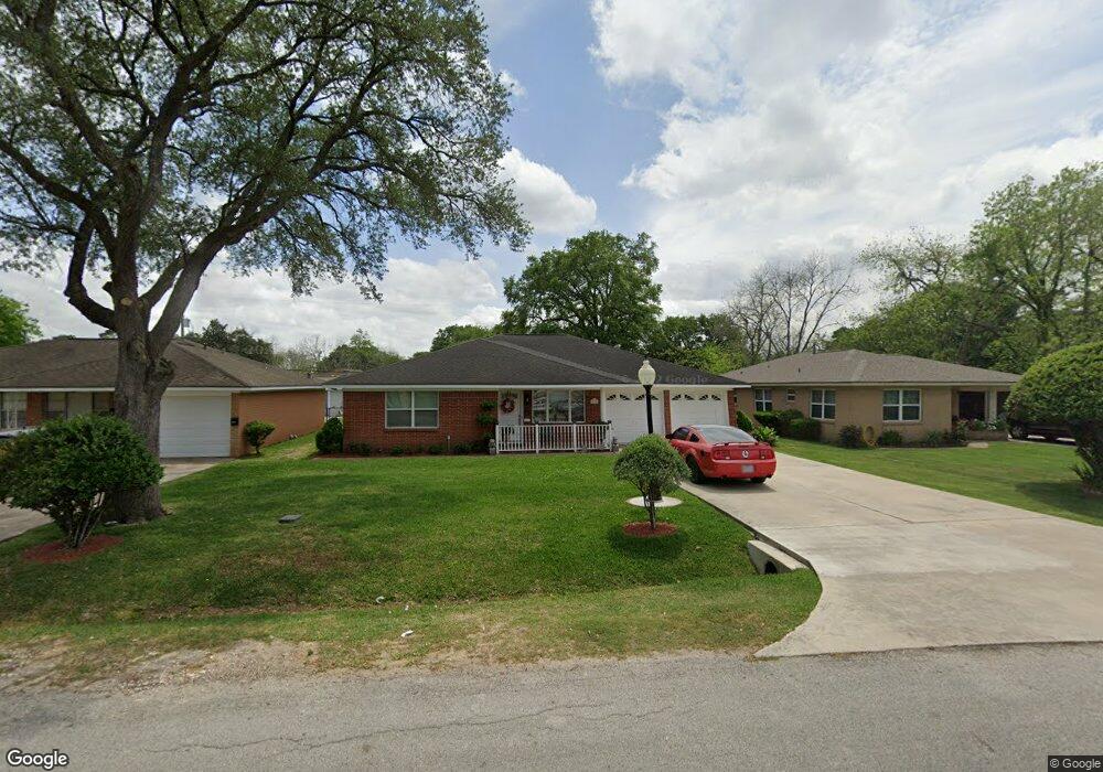 702 Innsdale Dr, Houston, TX 77076 - photo 1