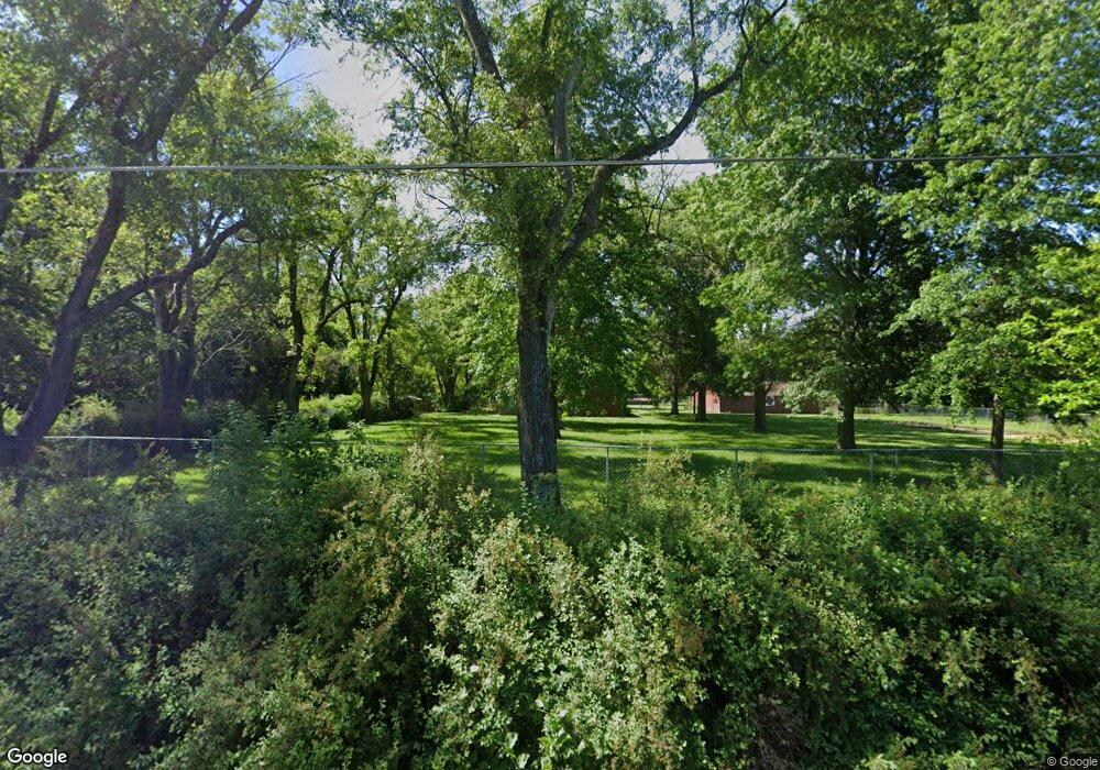 6049 SW 53rd St, Topeka, KS 66610 - photo 1