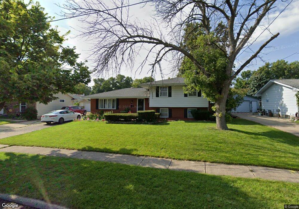 3512 Valdez Dr, Des Moines, IA 50310 - photo 1